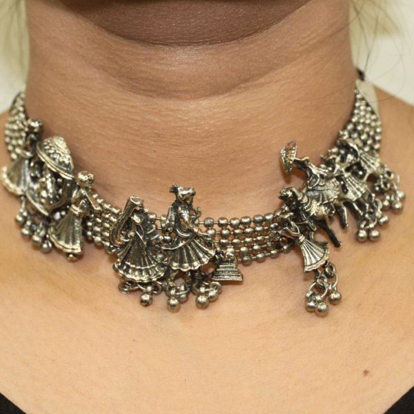 Silver Wedding Scene Choker Necklace with Earrings