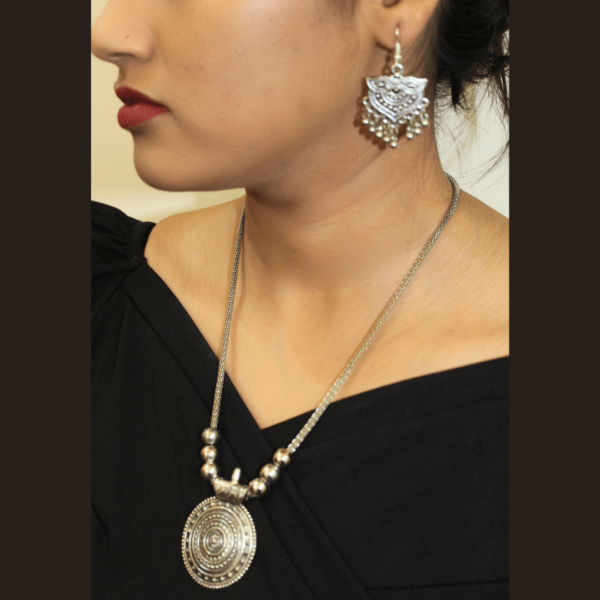Glitterrie Vintage Inspired Oxidized Crafted Chain Ethnic Necklace with Earrings