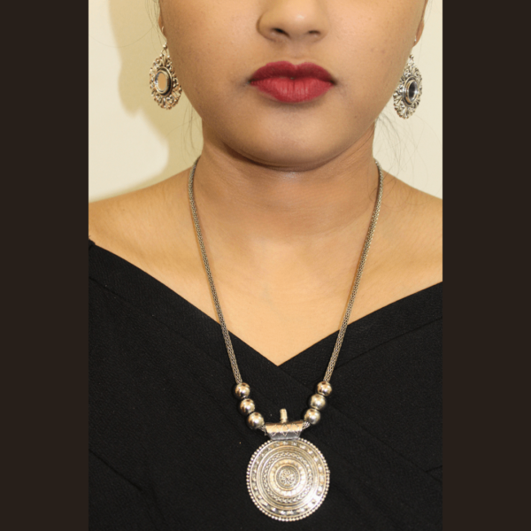 Oxidized Necklace with Earrings