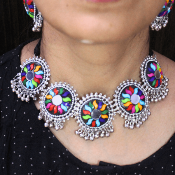 Glitterrie Latest Stylish Traditional Laakh Oxidised Silver Necklace Jewellery Set For Girls & Women